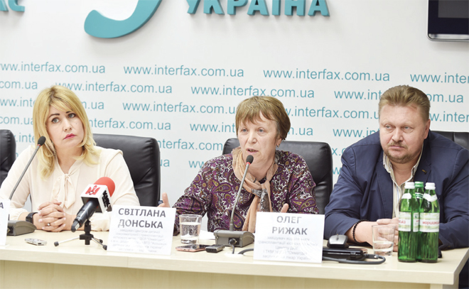 Закупівлі через міжнародні організації: коли пацієнти отримують ліки