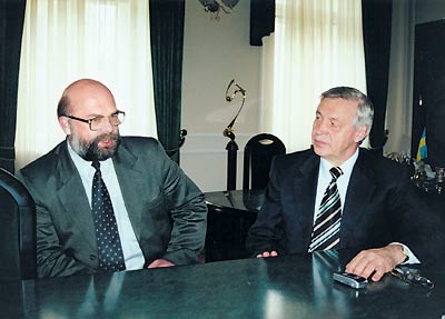 Слева направо: Евгений Гладух и Валентин Черных