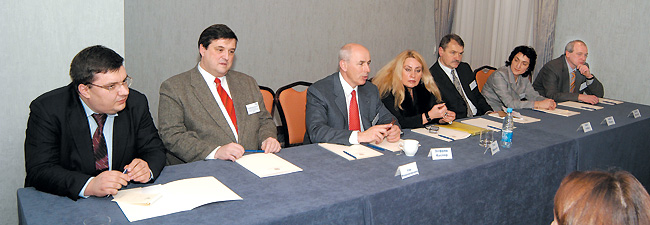 На фото (слева направо): И. Марценковский, З. Каспер, Т. Берадзе, О. Чабан, И. Пинчук, С. Маляров