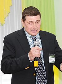 Владислав Страшный, профессор, доктор фармацевтических наук, заслуженный деятель науки и техники, глава представительства компании «Пфайзер» (США) в Украине