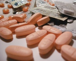 Держмитслужба пропонує не проводити санітарно-епідеміологічного контролю фармацевтичної продукції на кордоні