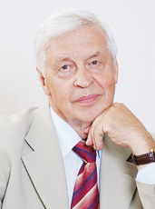 Валентин Черних, ректор Національного фармацевтичного університету, професор, член-кореспондент НАН України