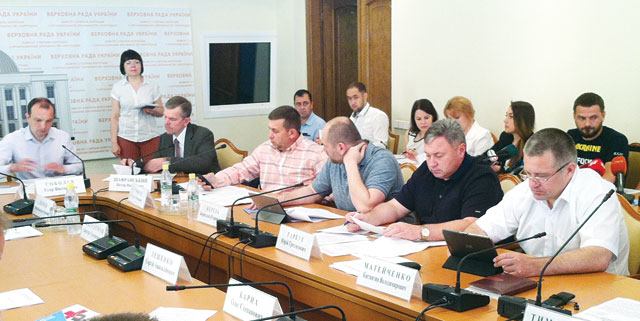 Антикорупційний комітет України визнав незадовільною роботу МОЗ