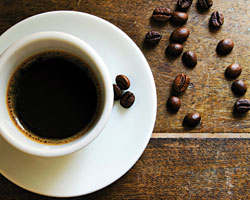 Есть ли связь между аритмией и употреблением кофе?