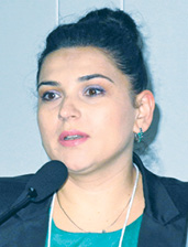 Олена Хитрова