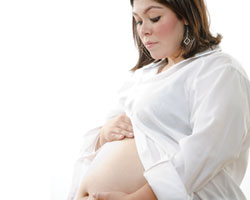 Чем опасны лишние килограммы после первой беременности?