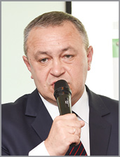 Олег Никулишин